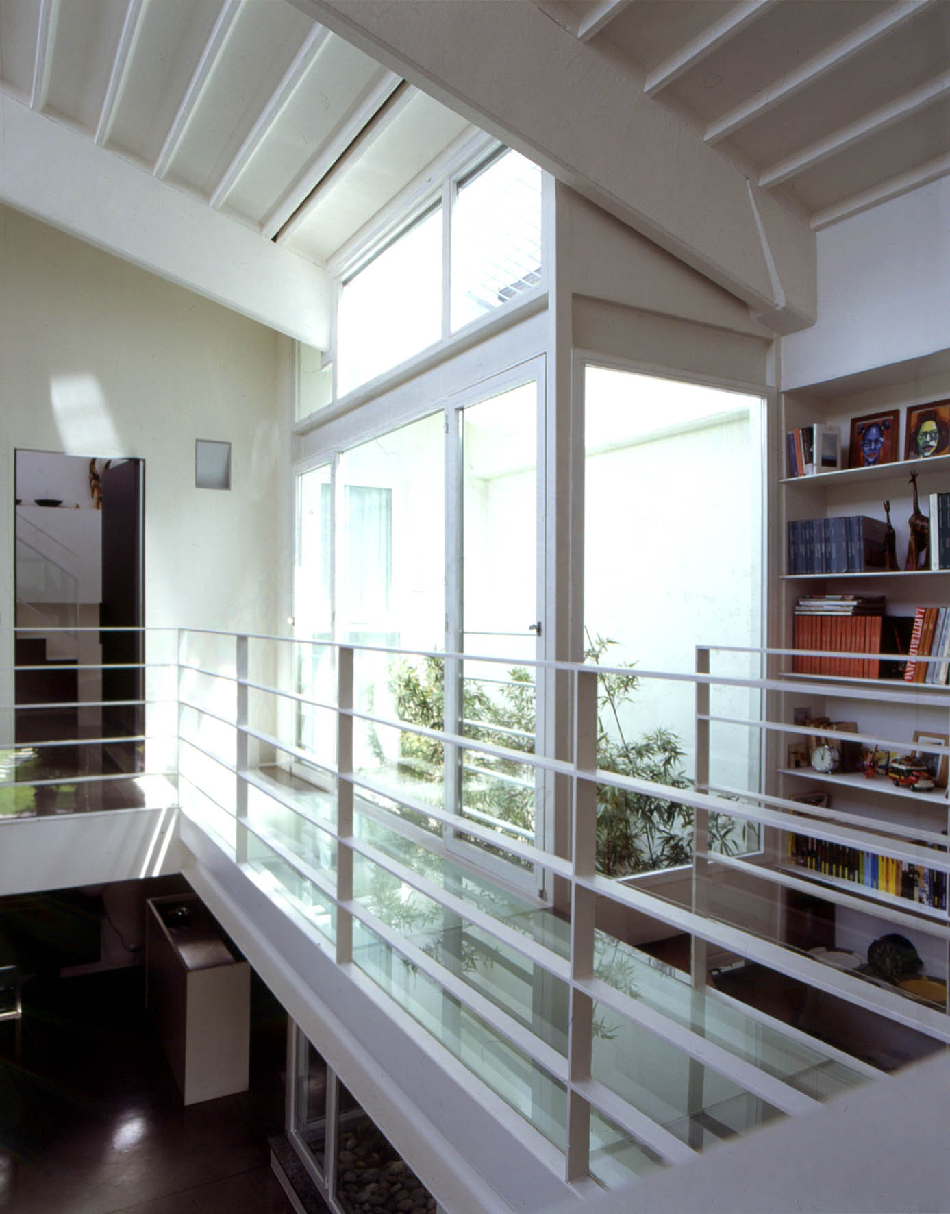 Loft apartment dividers: bohemian loft apartments in madrid ...