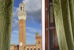 Notificato dalla Soprintendenza, location esclusiva in Piazza del Campo Siena sito UNESCO