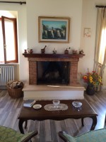 THE COUNTRY HOUSE