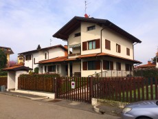 Double Villa with garden in Milan