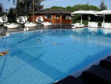 Ocean Club Naples - 4-star Hotel Giulia
